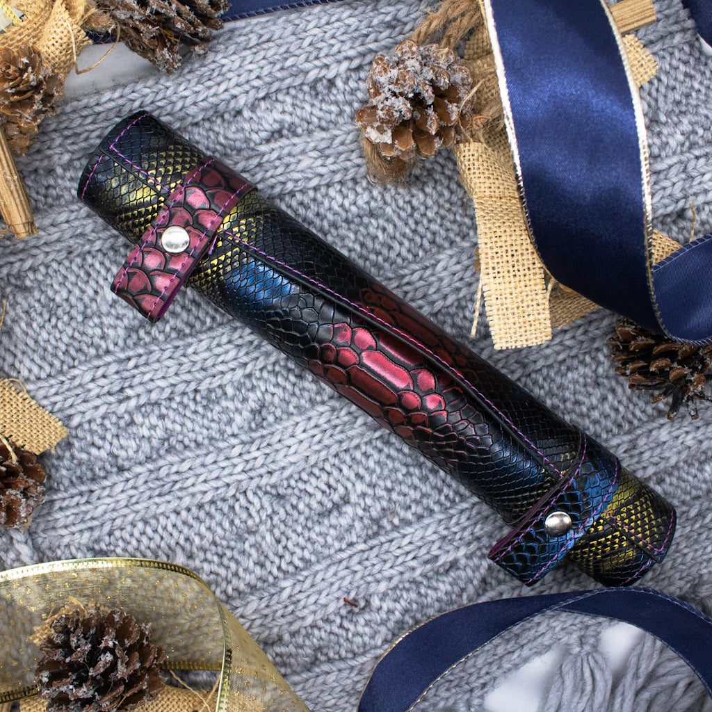 The Scroll - Faux Leather Rolling Mat