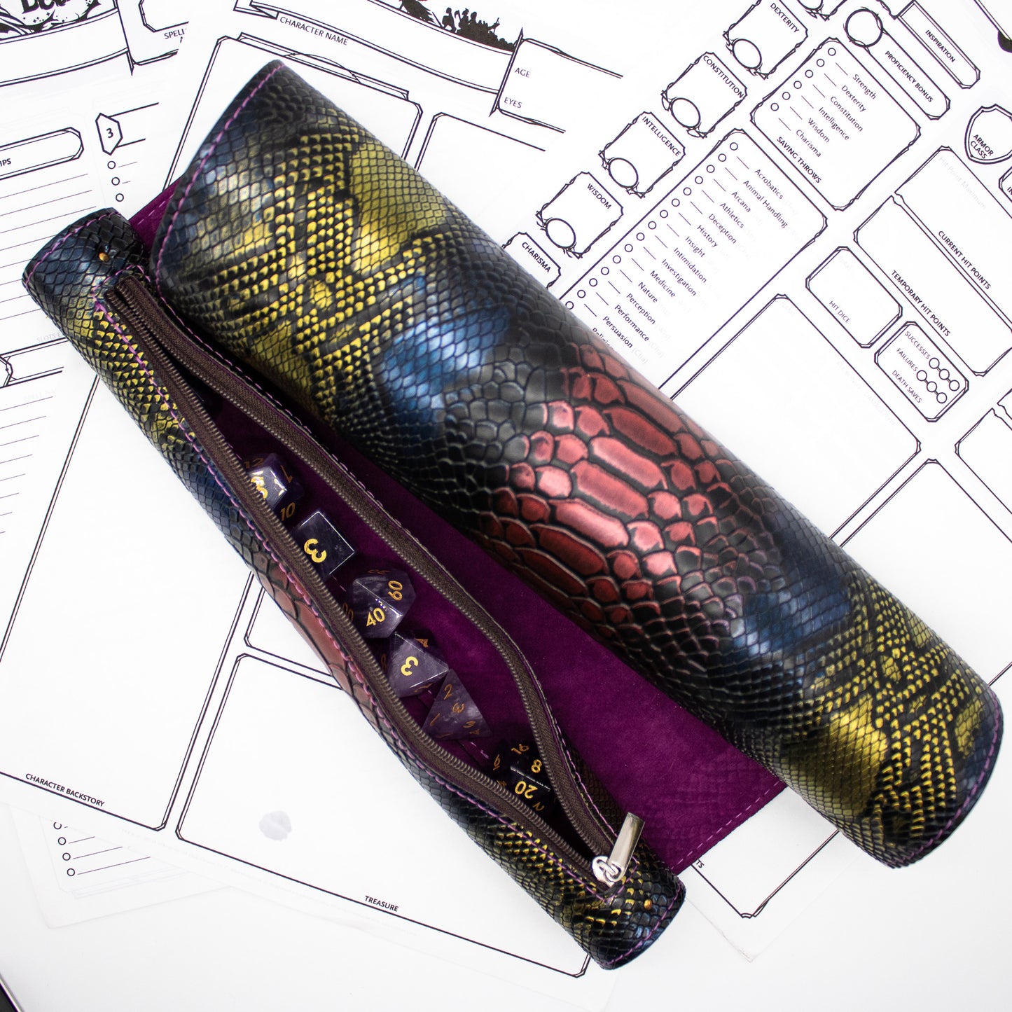 The Scroll - Faux Leather Rolling Mat