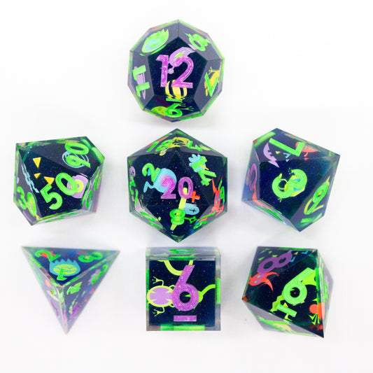 Things That Go Bump - Glow in the Dark Dice Set